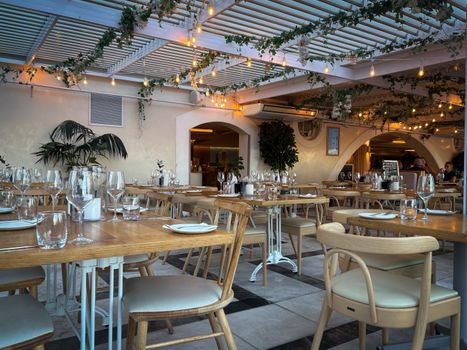 Fresh brunch dishes and specialty toasts in Santos, Lisbon at the table